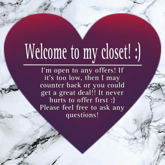 Meet your Posher, Katie :) - Picture 1 of 2